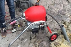 Thông cống nghẹt Quận 10 giá từ 150K – [KHÔNG ĐỤC PHÁ]